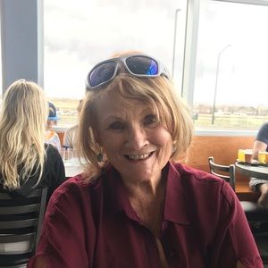 Meet your Posher, Beverly